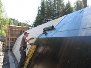 Installation de la membrane d'étanchéité